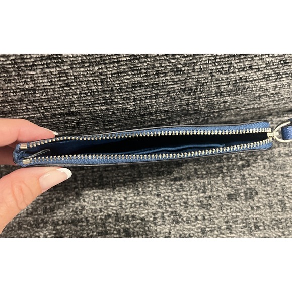 Authentic COACH Corner Zip Crossgrain Leather Wristlet Wallet Purse Blue F58032‎ - Picture 7 of 9